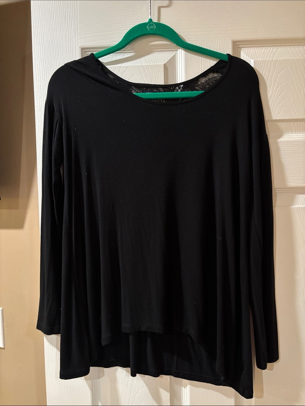 American Eagle Outfitters Black Long-Sleeve Scoop Neck Top